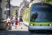 Nuntă inedită în costume populare românești La Strasbourg
