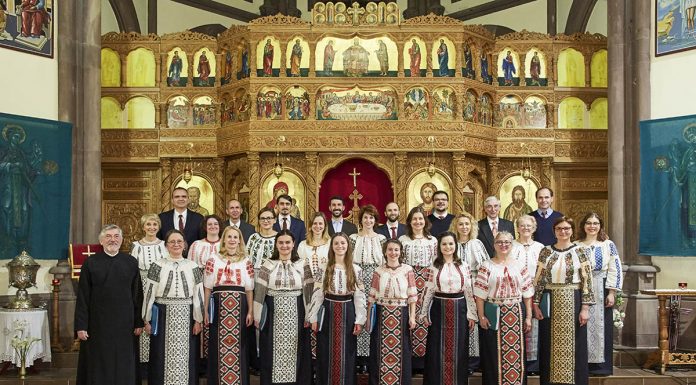 Concert de colinde ACOR concert colinde strasbourg 2017 acor, concert colinde, colinde strasbourg, corala ACOR, biserica ortodoxa strasbourg, romani la strasbourg, comunitatea de romani din strasbourg, colinde strasbourg 2017, craciun strasbourg, preot Iorgulescu, photo Christian Creutz
